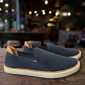 UGG Sammy Slip-On Sneaker (8.5) NWOT